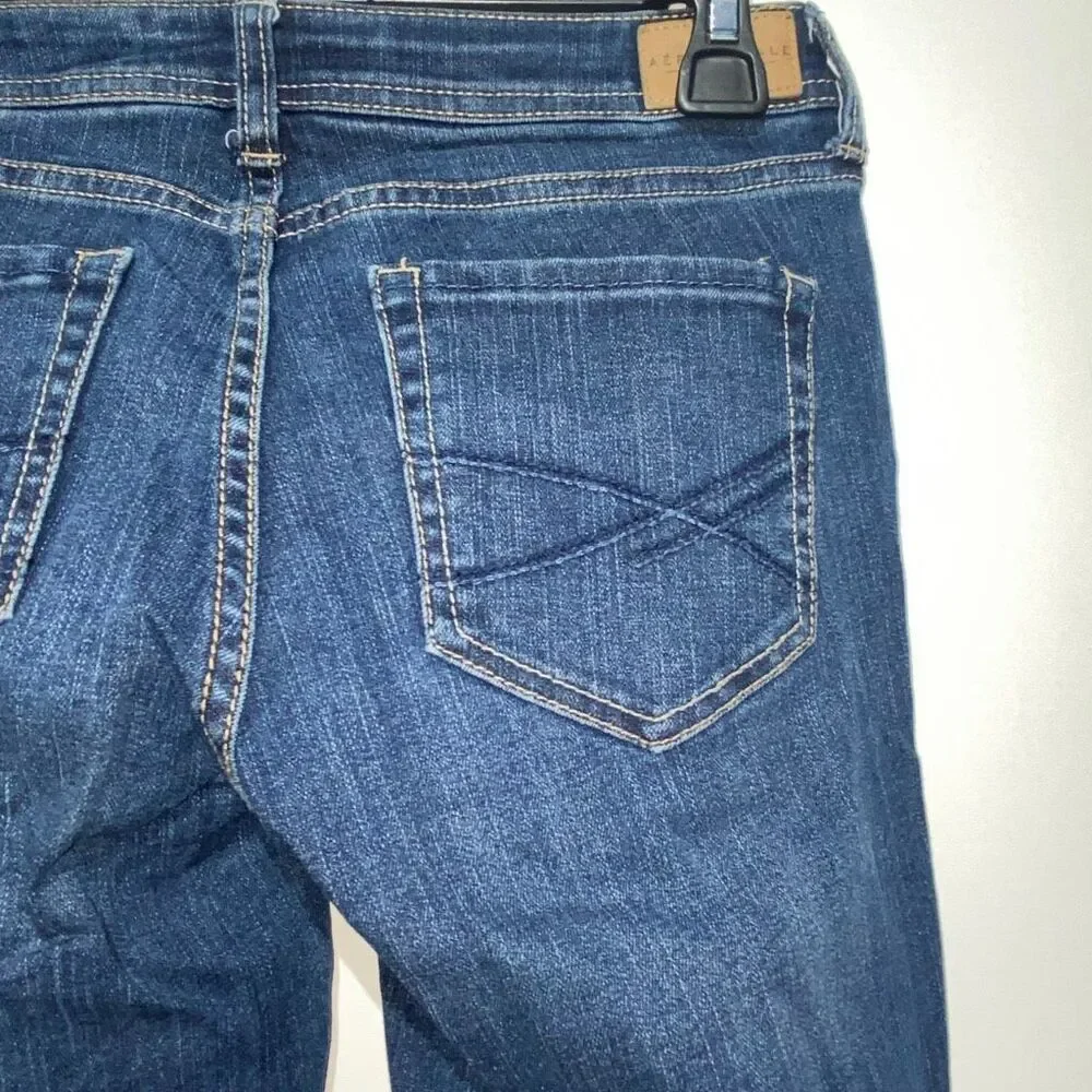 Aeropostale Women's Blue Distressed Whiskering Curvy Boot Jeans Size 00‎ Long